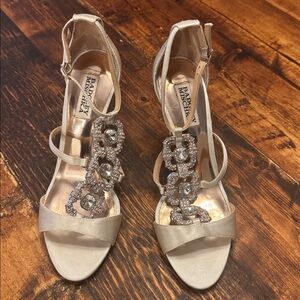 Badgley Mischka Basile heels - bridal, champagne color Sz 8.5